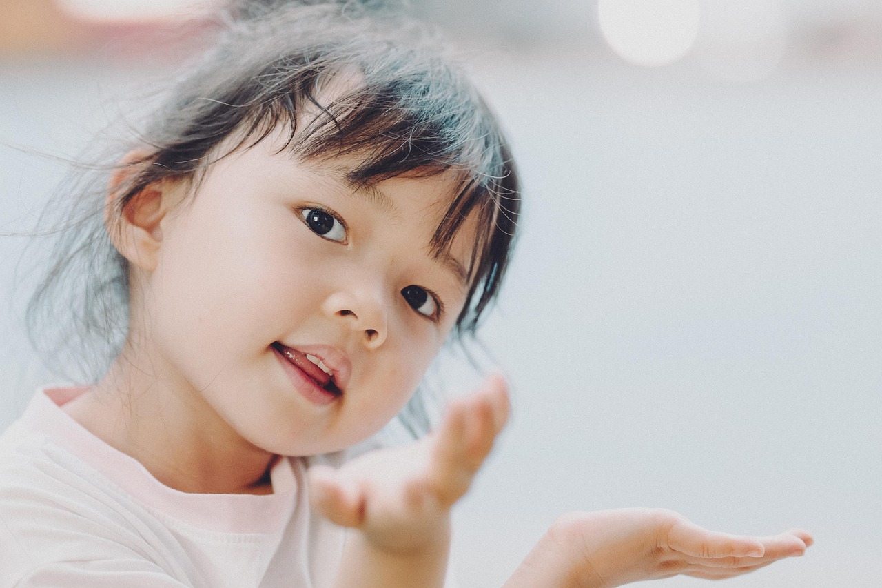 お子様連れでも安心、無痛で白い笑顔を実現！